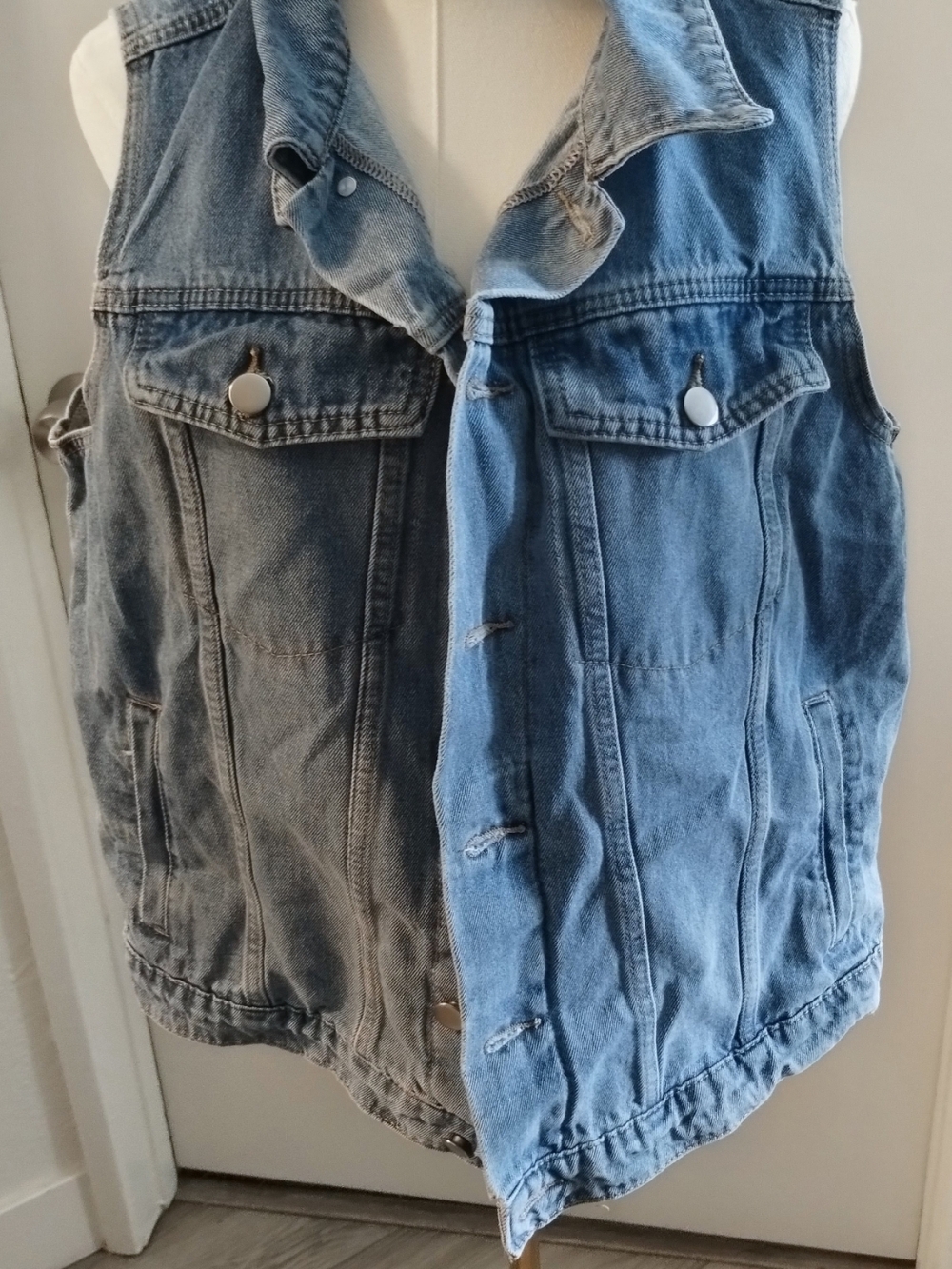 Emery Rose Women’s Light Blue Denim Vest - Casual Layering